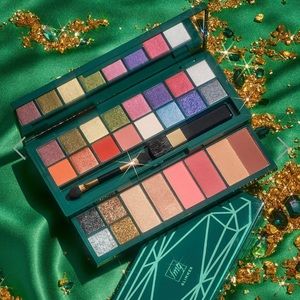 HP 🎉 NWT, Avon’s fmg Glimmer Bejeweled Mega Palette (Limited Edition)